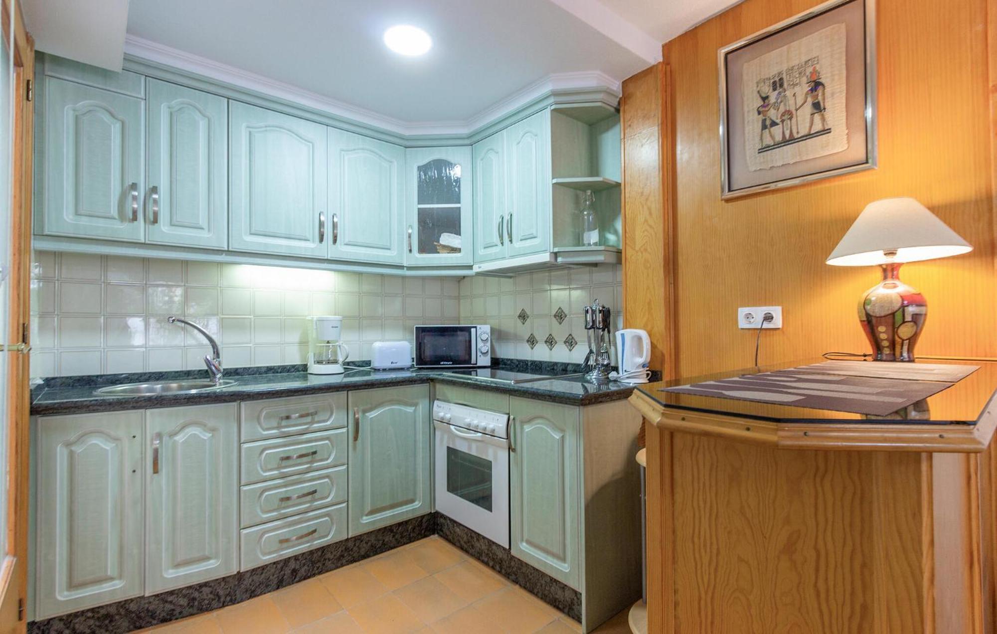 2 Bedroom Awesome Home In Санта Пола Екстериор снимка