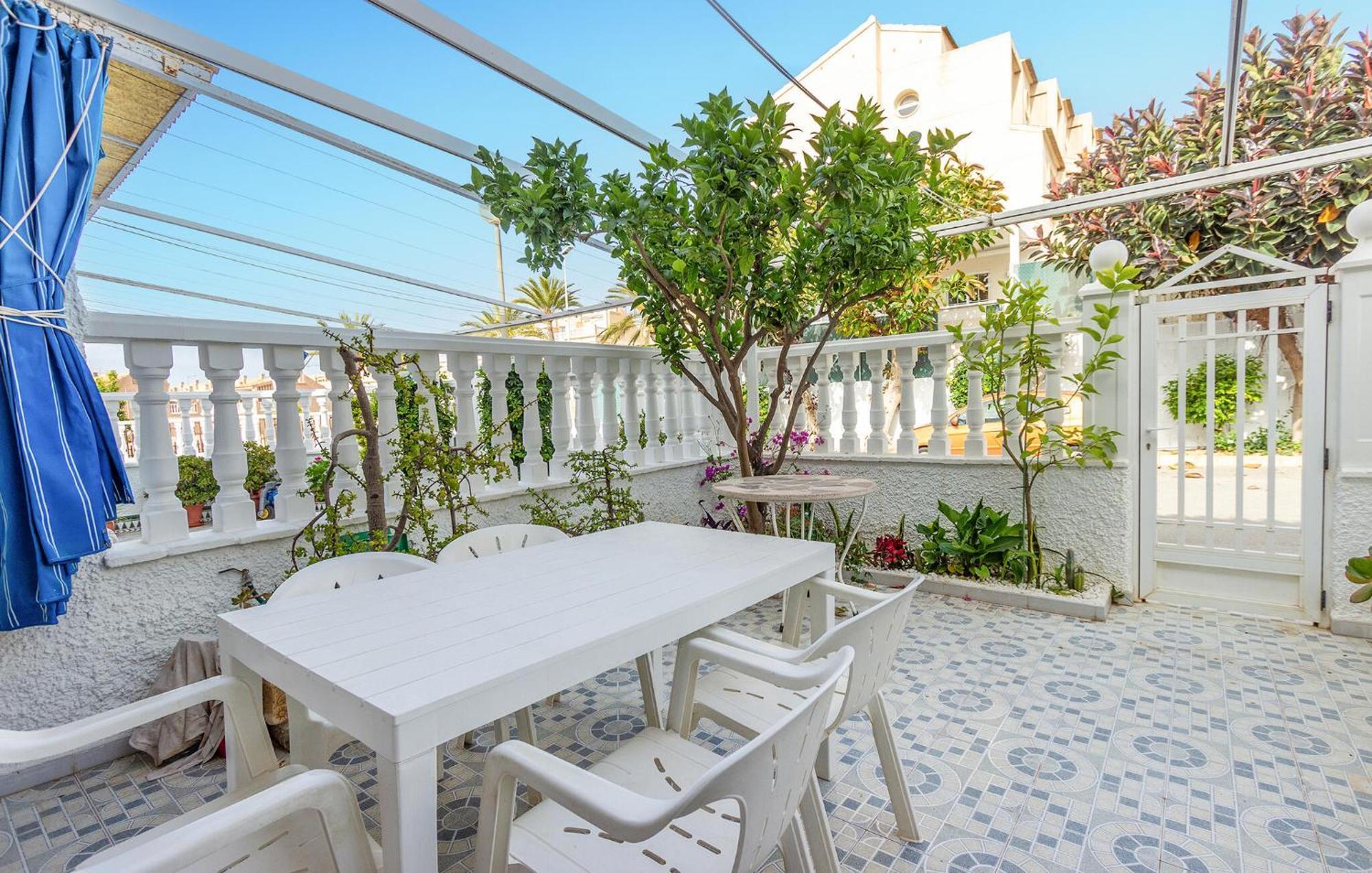 2 Bedroom Awesome Home In Санта Пола Екстериор снимка